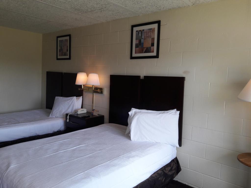 American Quality Lodge Panama City Exterior photo